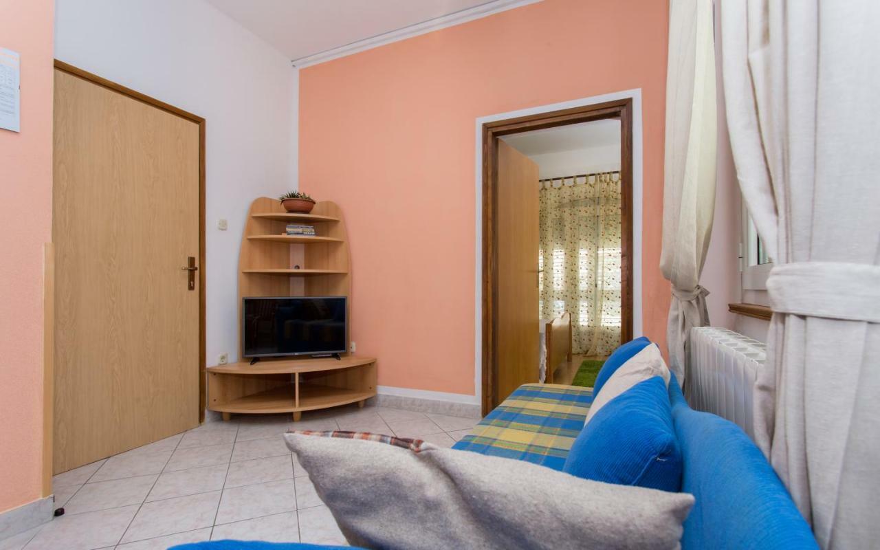 Apartments Luka 2 Baska  Bagian luar foto