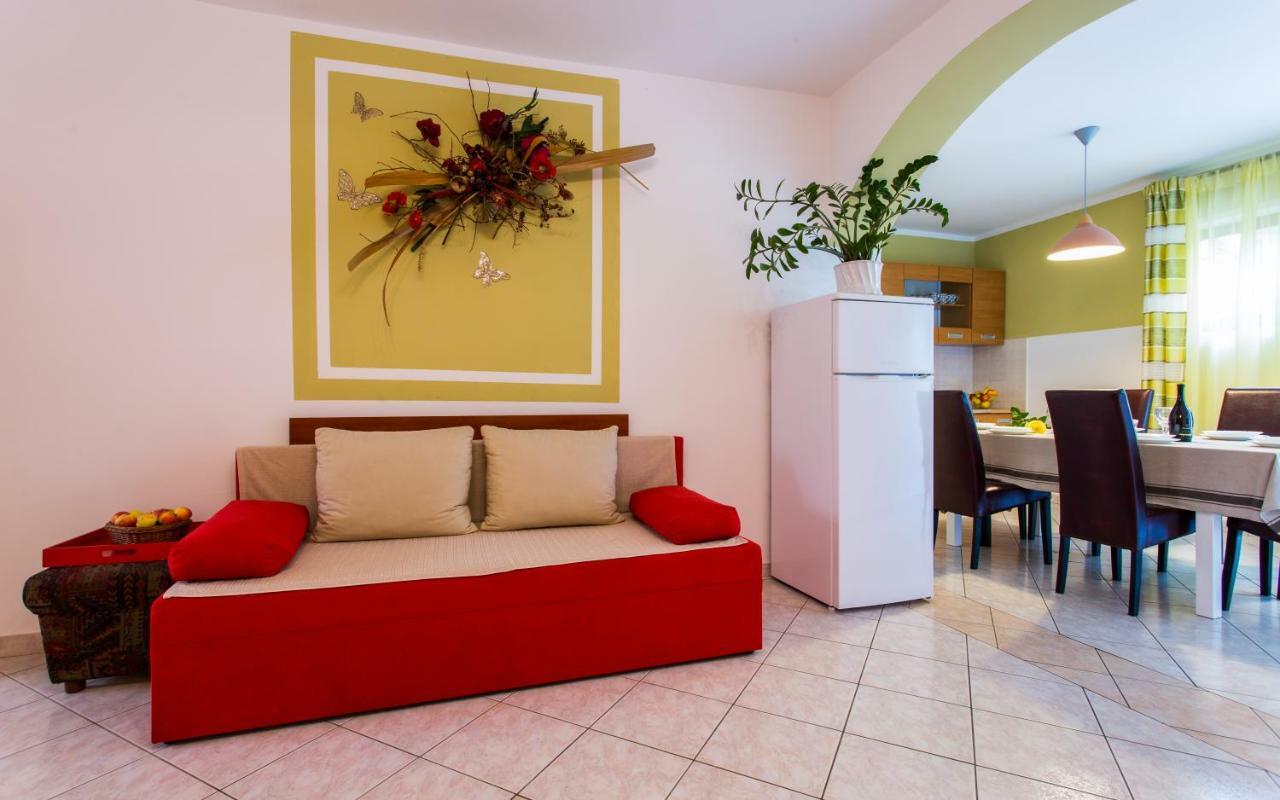 Apartments Luka 2 Baska  Bagian luar foto