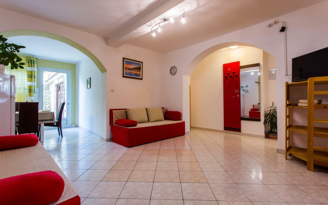 Apartments Luka 2 Baska  Bagian luar foto
