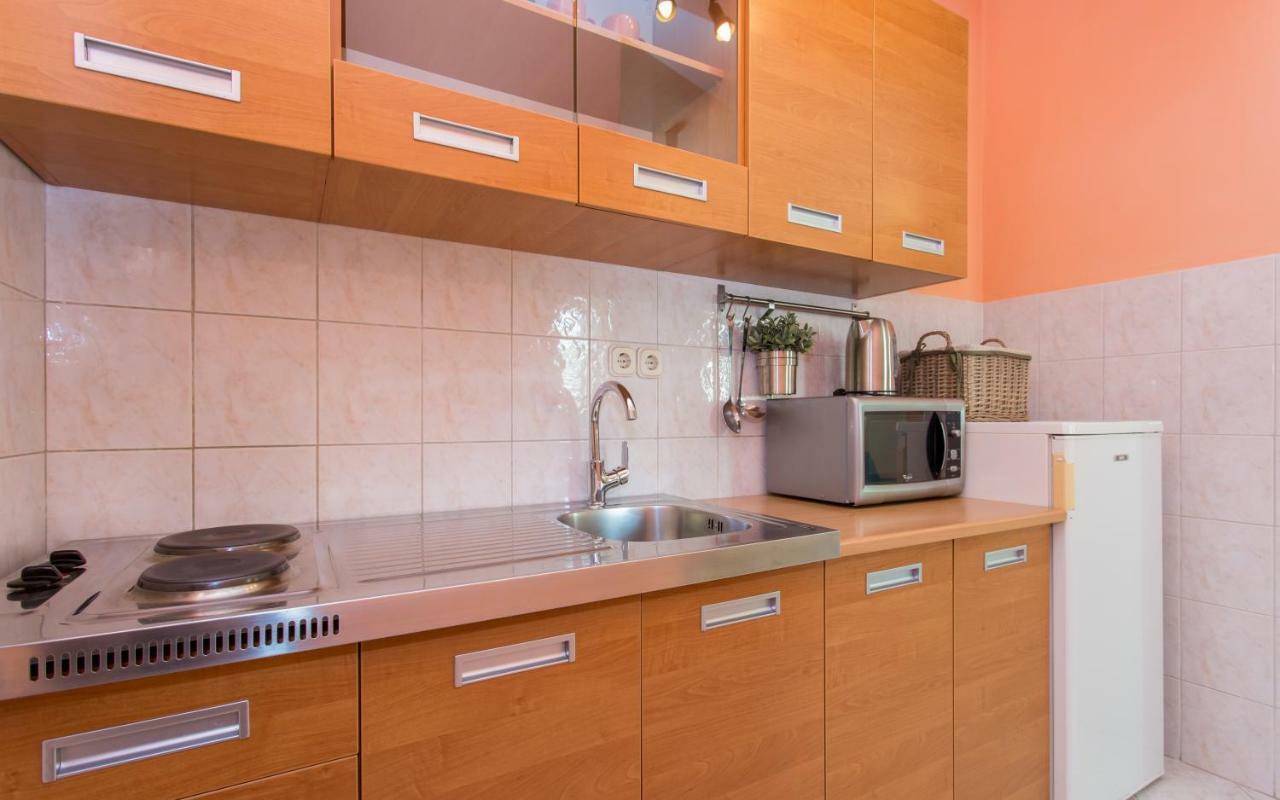 Apartments Luka 2 Baska  Bagian luar foto