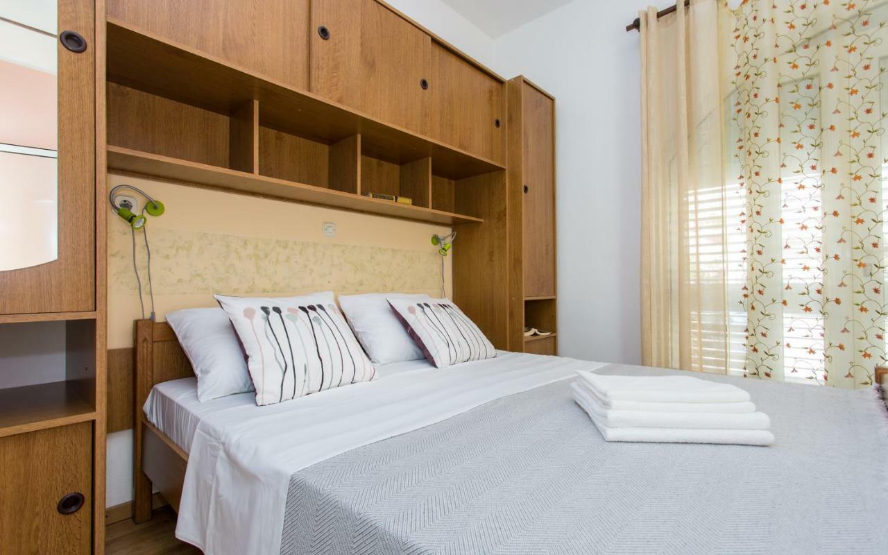 Apartments Luka 2 Baska  Bagian luar foto